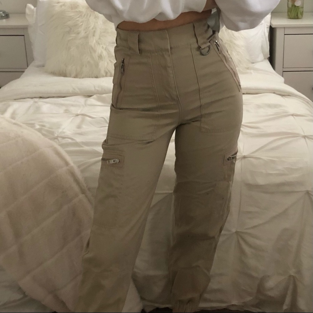 ARITZIA TNA CARGO PANTS